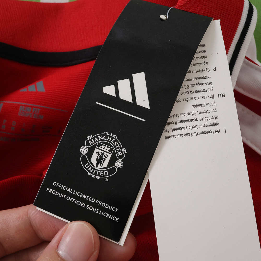 2627 Manchester United home Fan version