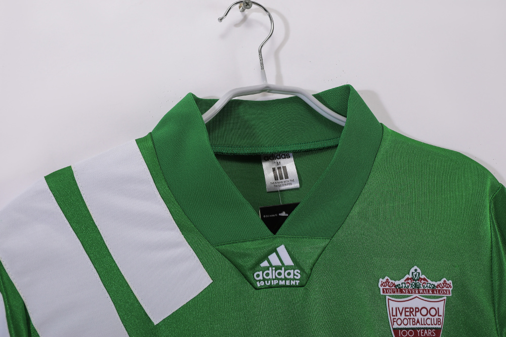 9293 Liverpool Away retro Fan version
