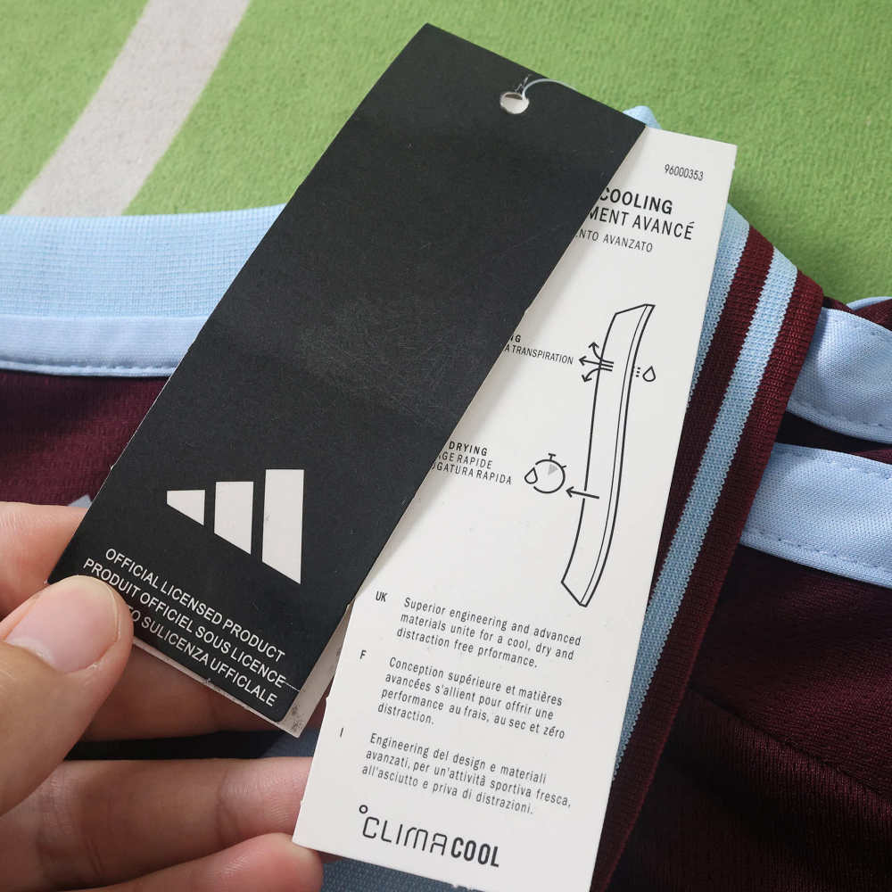 2627 Aston Villa Home Fan version