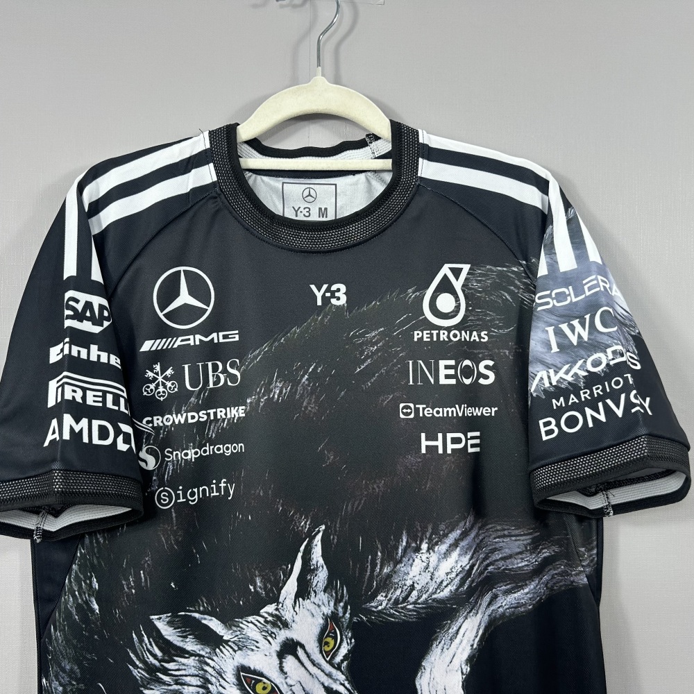 2026 F1 Mercedes-Benz racing suit