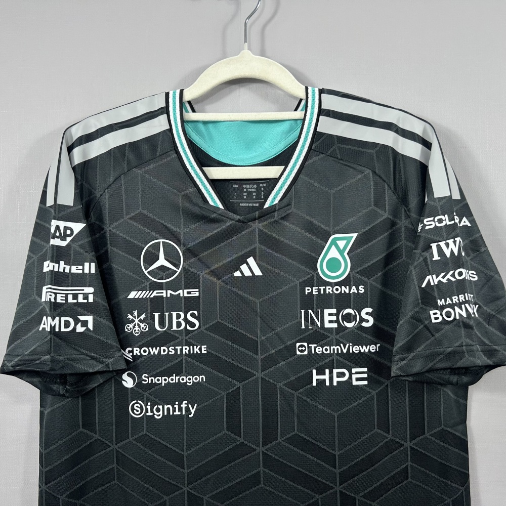 2026 F1 Mercedes-Benz racing suit