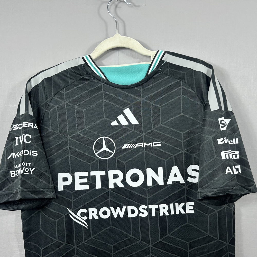 2026 F1 Mercedes-Benz racing suit