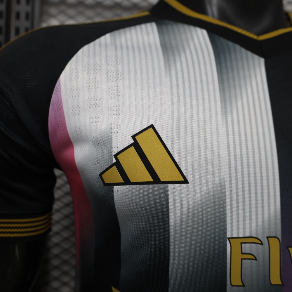 2627 Real Madrid Special Edition Player version