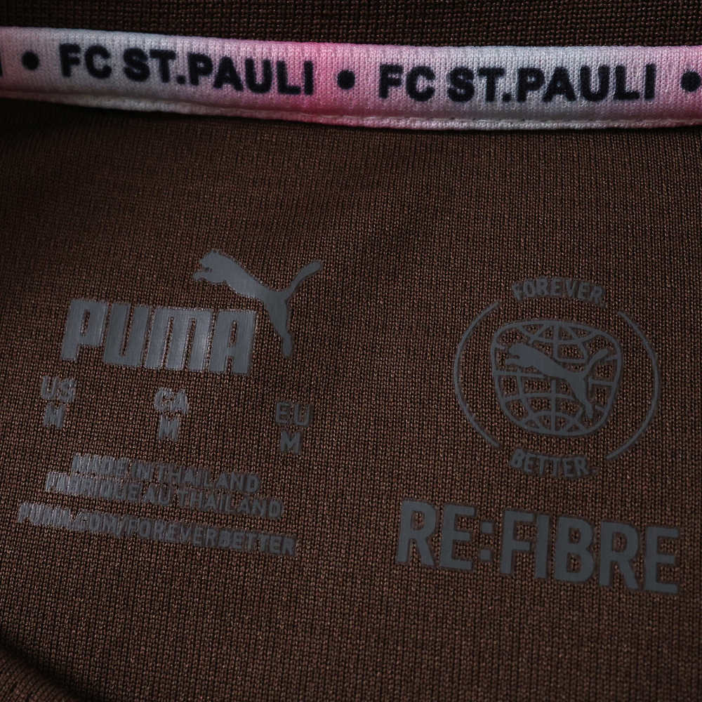 2627 FC St. Pauli Home Fan version