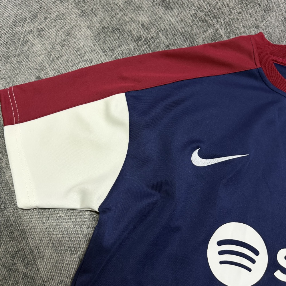 2026 Barcelona Sweatshirt T-shirt