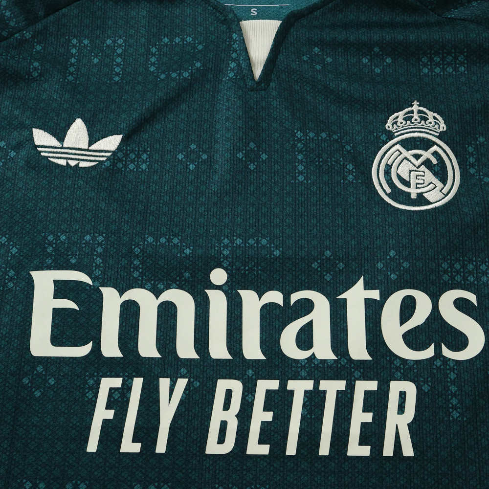 2627 Real Madrid Away Fan version