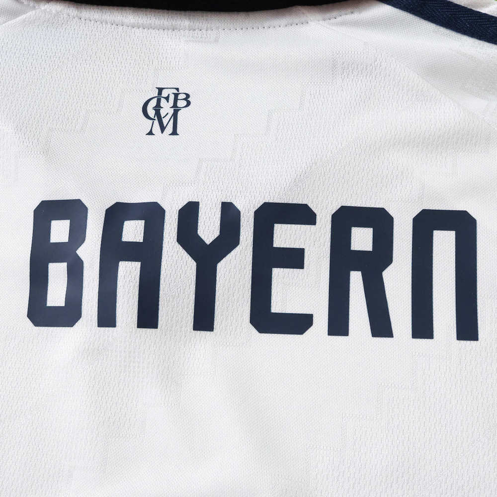 2627 Bayern München Away Player version