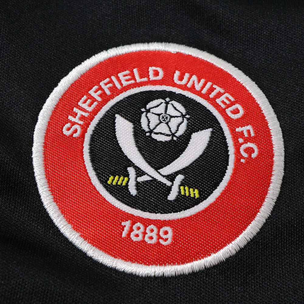 2627 Sheffield United Home Kids Kit