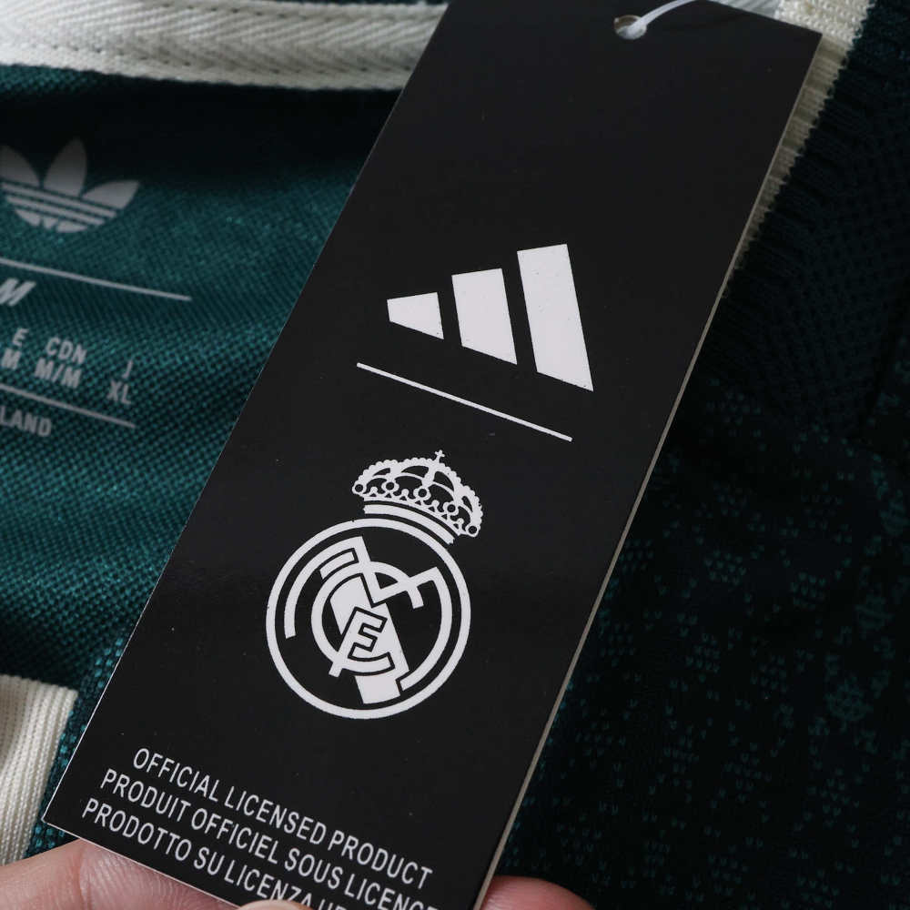 2627 Real Madrid Away Embroidery Player version