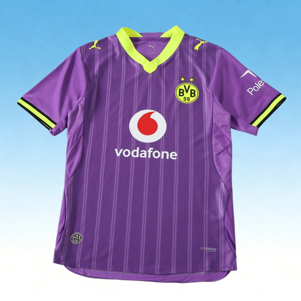 2627 Dortmund Third Player version
