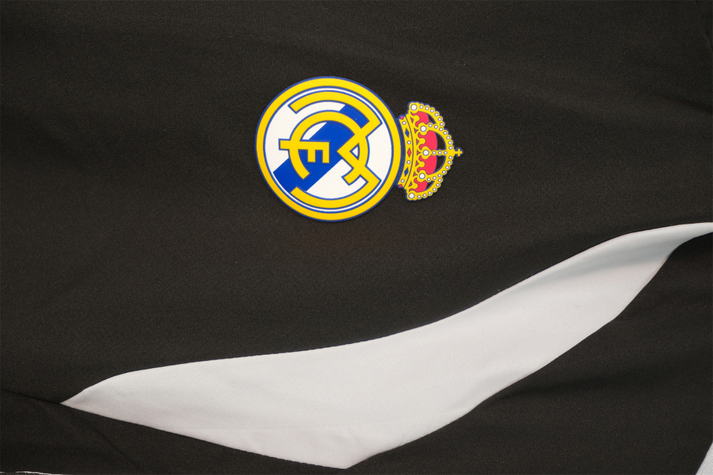 2627 Real Madrid black windbreaker