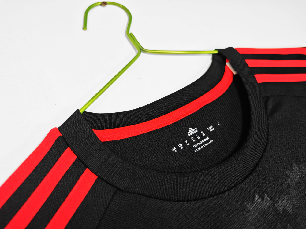 1516 Manchester United Third retro Fan version