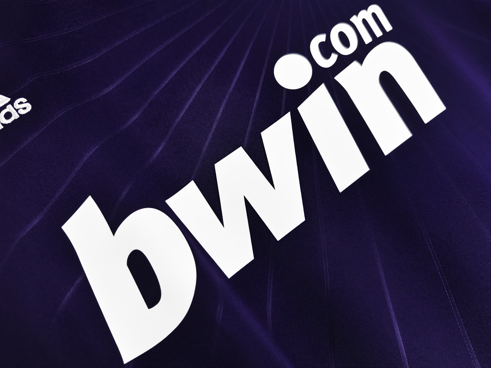 1011 Real Madrid Third retro Fan version