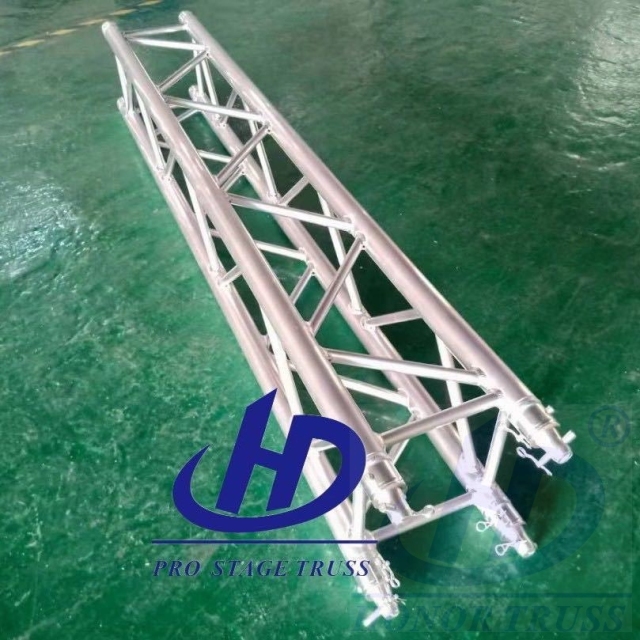 Truss F34 copy type 290x290mm square spigot truss standard size
