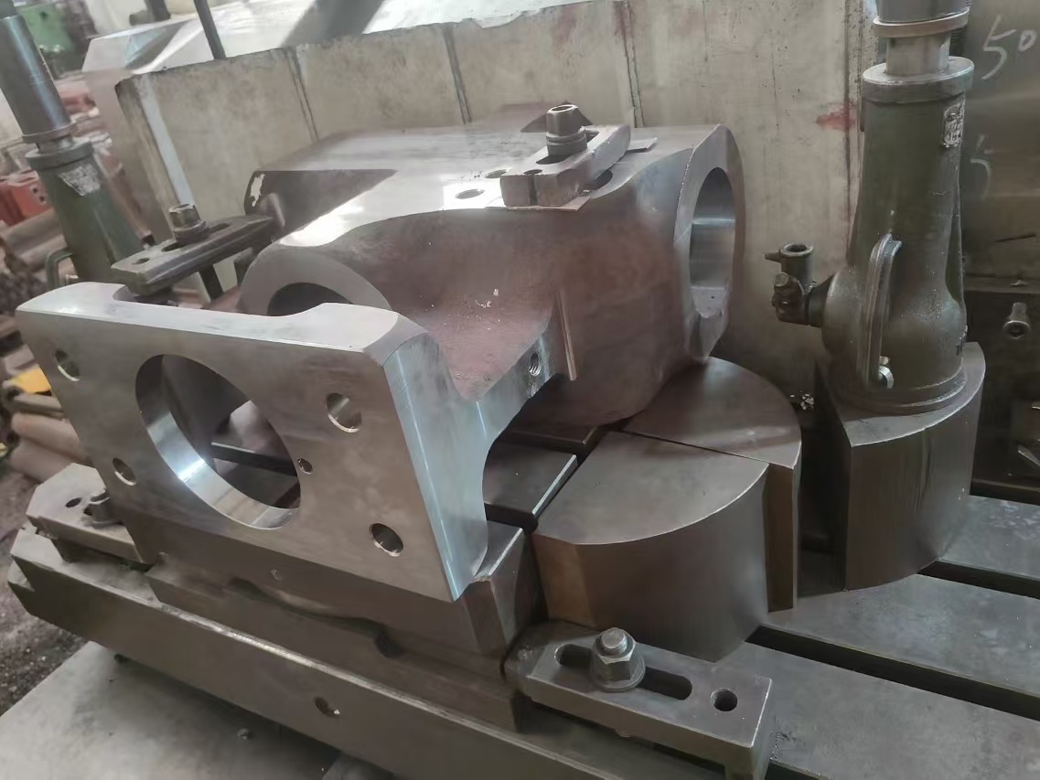 HT400 Fluid End