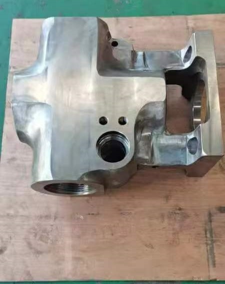 HT400 Fluid End