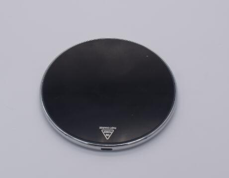 Wireless Charger Pad, WX-A4, Standing Fast Charge Wireless Charger: Quick Charge Cordless Charging for All Qi Enabled