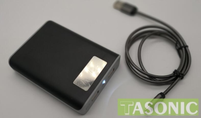 #2 Basic 10,000mAH / Black Power Bank