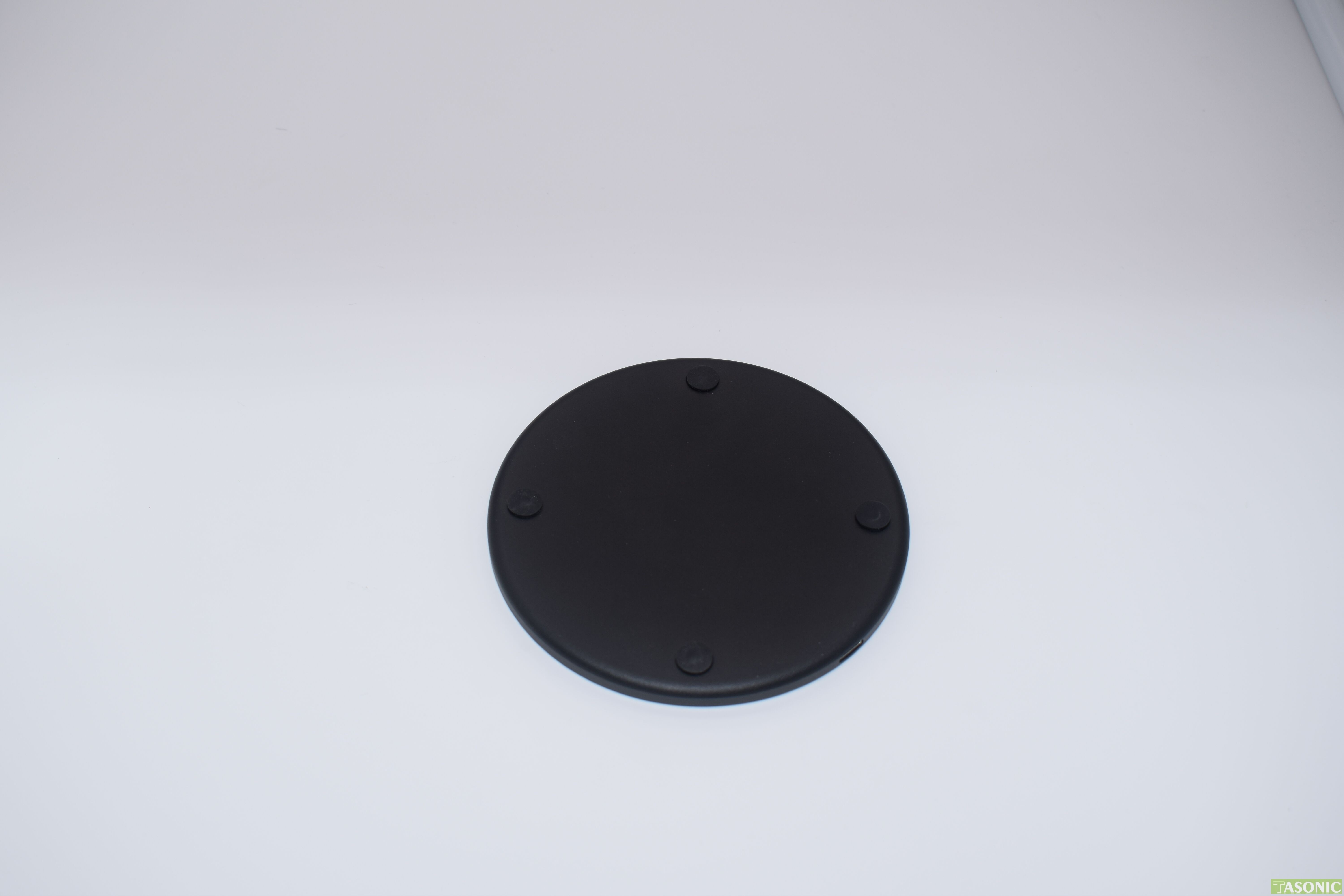 WX-A3 Wireless Charger. Output 5W , 7.5W, 10W , Input 9V2A