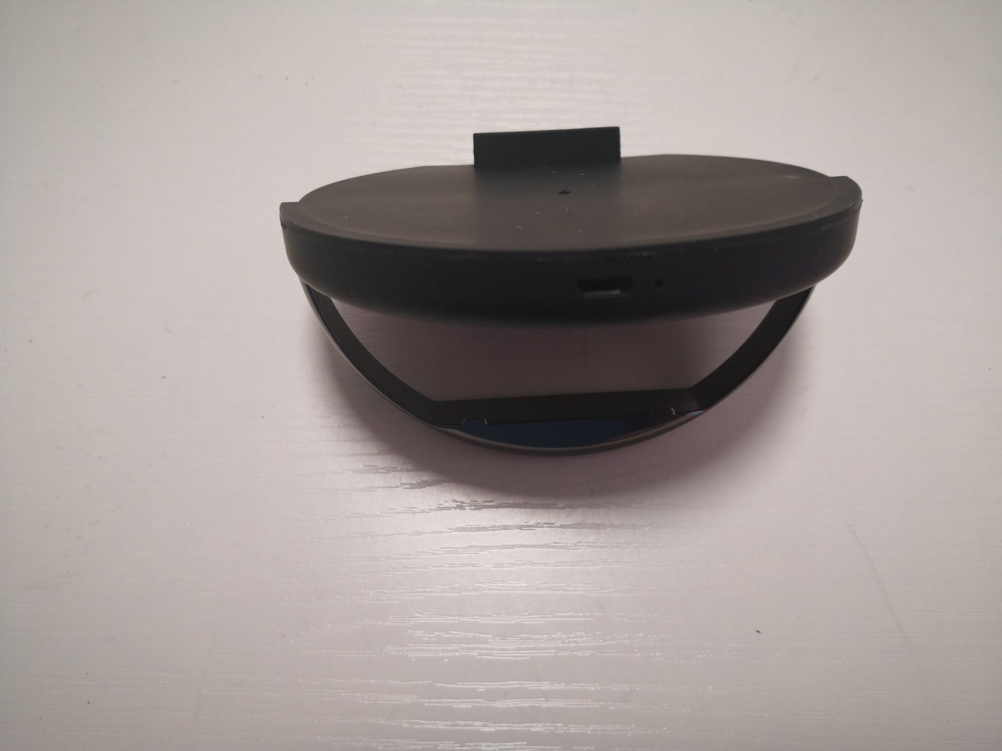 10 Watt QI B* Style Robber coating Alloy Wireless Charger