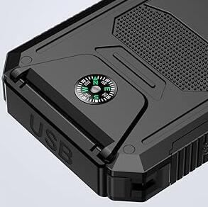 Rugged Style 3 Modes Flashlight and Solar Charging POWER BANK