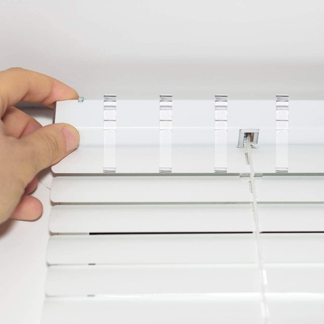 2.5 Inch Valance Clips Window Blind Clips Clear Plastic Valance Retainer Clips Hidden Valance Clips for Horizontal Blind Valance