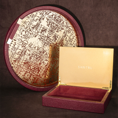 GOLD FOIL SILK SCREEN CAVIAR PATTERN ROUND TRAY & WOODEN BOX