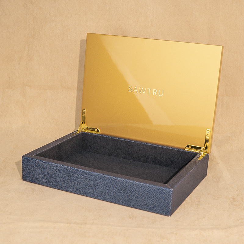 GOLD FOIL SILK SCREEN CAVIAR PATTERN ROUND TRAY & WOODEN BOX