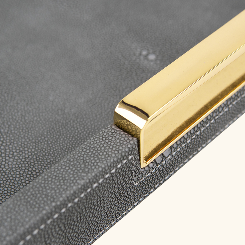 FISH ROE PATTEM RECTANGLE LEATHR TRYA-TWO PIECE SET