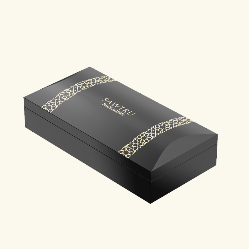 Piano-lacquered wooden perfume box
