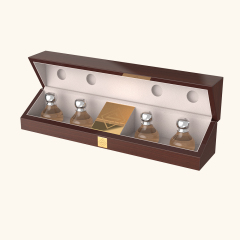 Rectangular lacquer box