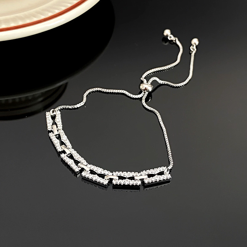 TWINKLE ONE Hollowed-out geometric square zircon pull-out bracelet
