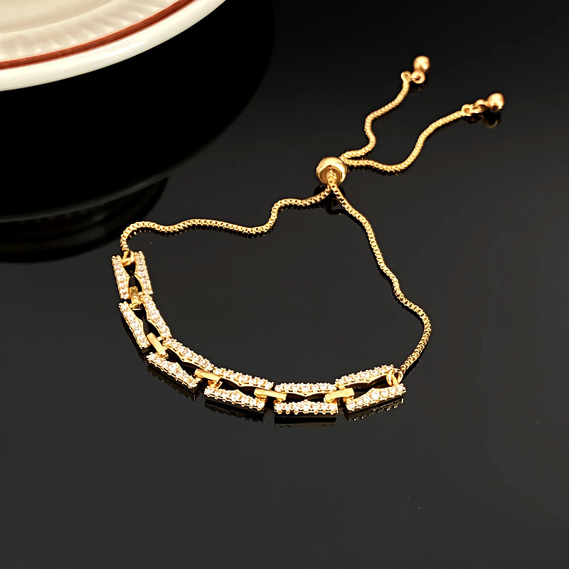 TWINKLE ONE Hollowed-out geometric square zircon pull-out bracelet