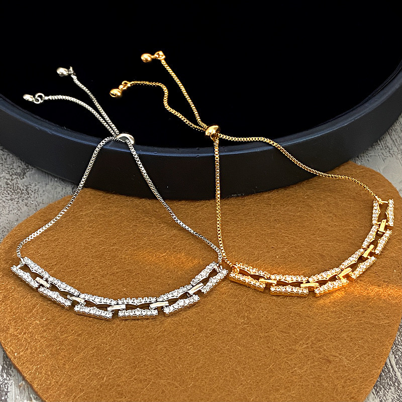 TWINKLE ONE Hollowed-out geometric square zircon pull-out bracelet