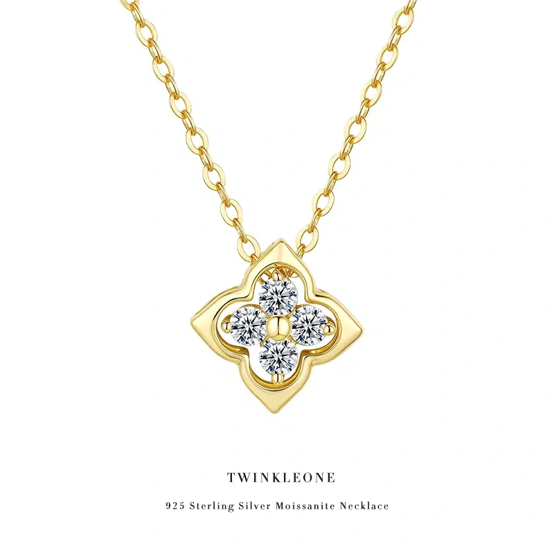 Lucky Four-Leaf Clover Necklace, S925 Silver 14K Gold Plated with Moissanite