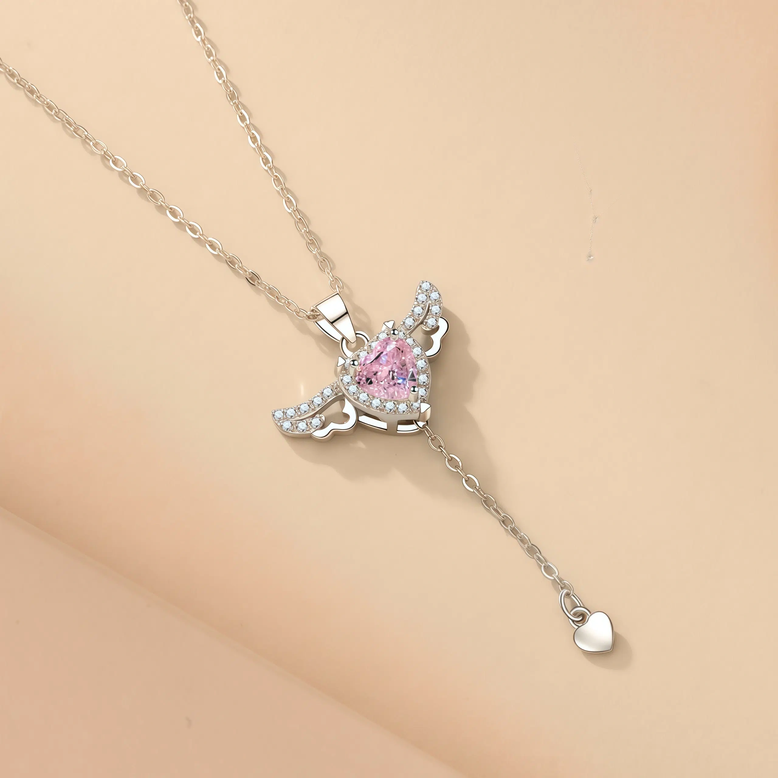 Heart-Fluttering Moving Wings Necklace, S925 Silver Women's Clavicle Chain, Valentine's Day Gift