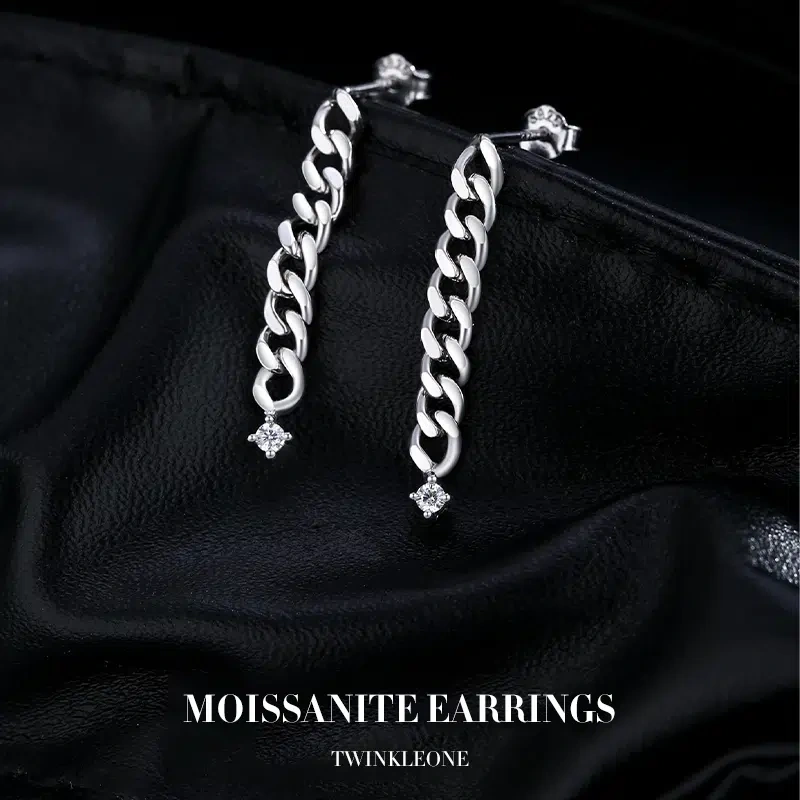 Moissanite Stud Earrings 925 Silver | Interwoven Chain for Unbreakable Bonds