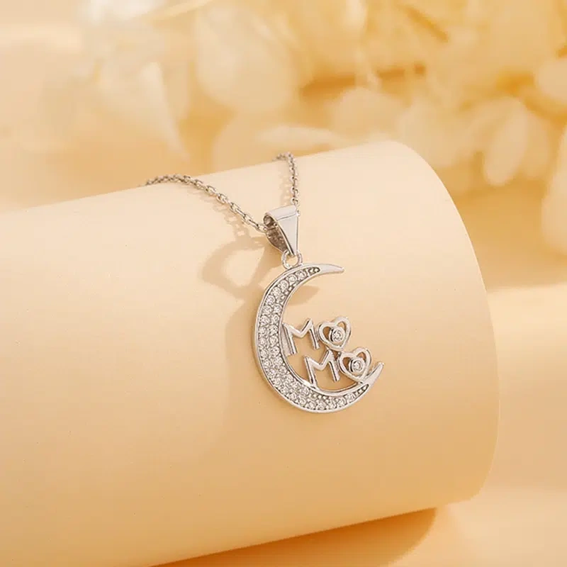 TWINKLEONE Hand-Studded Silver Necklace Inlaid with Zircon for Mother