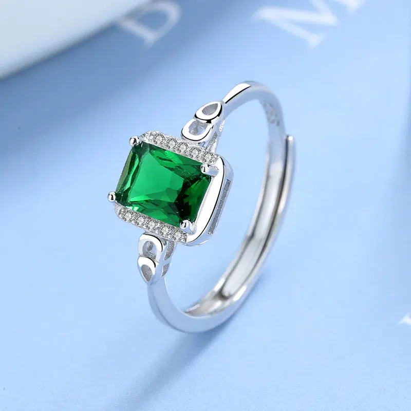 TWINKLEONE S925 Silver Elegant & Stylish Zirconia Ring