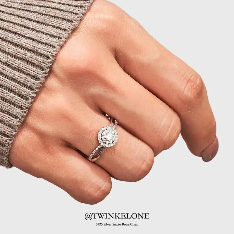 TWINKLEONE Eternal Promise 925 Sterling Silver Ring with Starry Sky Design, a gift for your girlfriend.