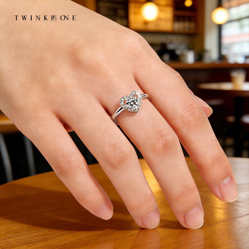 Heart Shaped Zircon Ring 925 Silver | Symbol of Eternal Love and Devotion