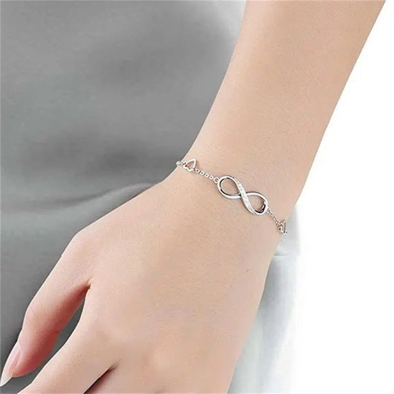 Infinite Connection Bracelet - Sterling Silver Hearts for Mom, Symbol of Eternal Bond