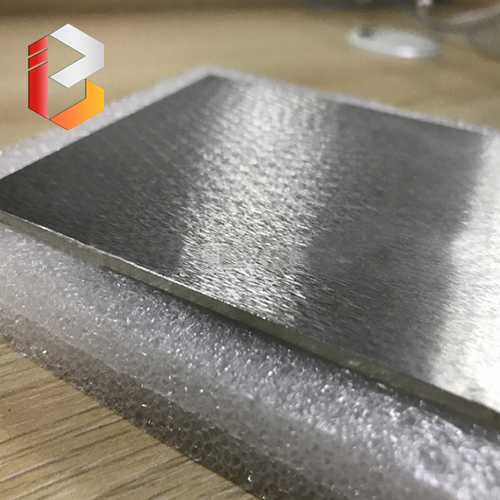 Tungsten-rhenium plate