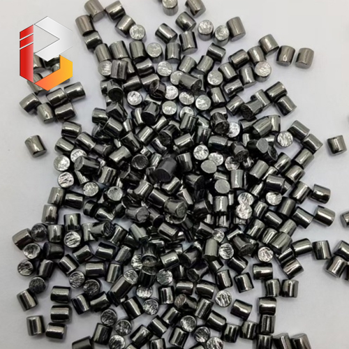Hafnium granules