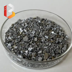 Metallic vanadium granules