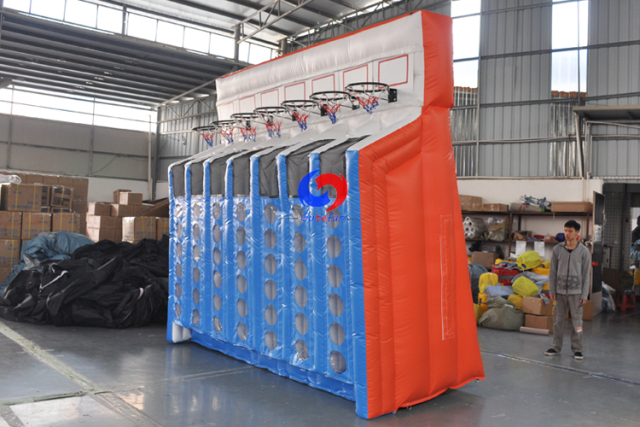 2 player basketball shooting inflatable game Shoot 4 basketball , connect 4-in-a-row basketball inflatable for sale