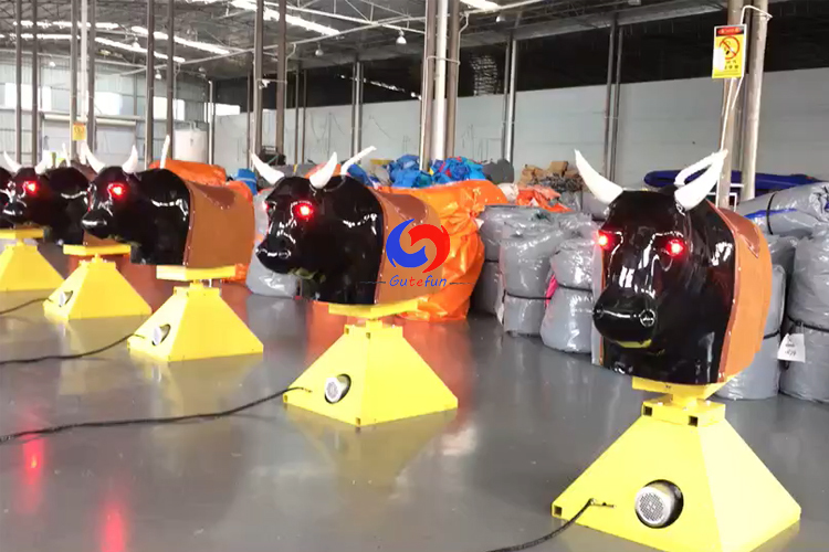 attention-grabbing western corral themed inflatable cushion mechanical rodeo bull riding simulator machine for sale