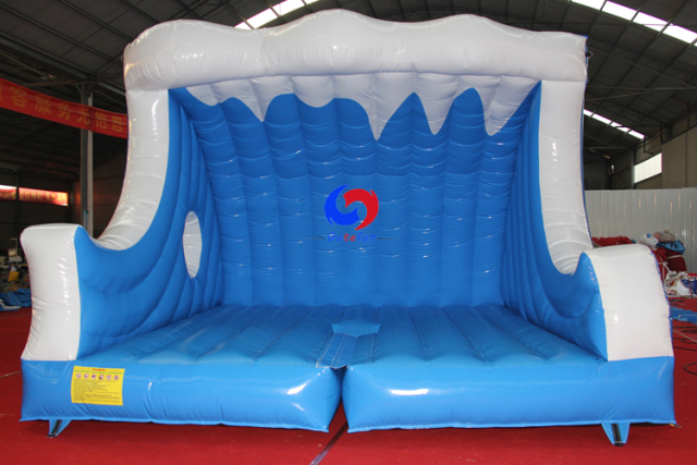 Big wave surfboard inflatable mat