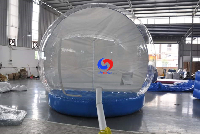 2022 unique xmas 8ft 10ft large christmas inflatable white bubble snow globes sale