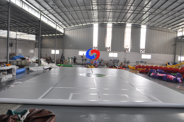 trampoline park custom multi-sport soft bouncy floor basketball air track Arena basketball sport court inflatable AirCourt